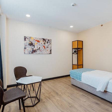Best Western Plus バトゥーミ エクステリア 写真